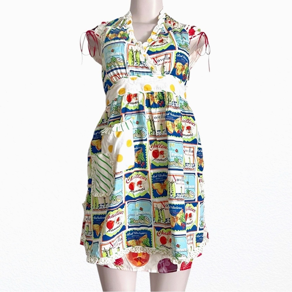 New Anthropologie Kitchen Vintage Inspired Ruffle Pinafore Apron OS White/Multi - Picture 2 of 13